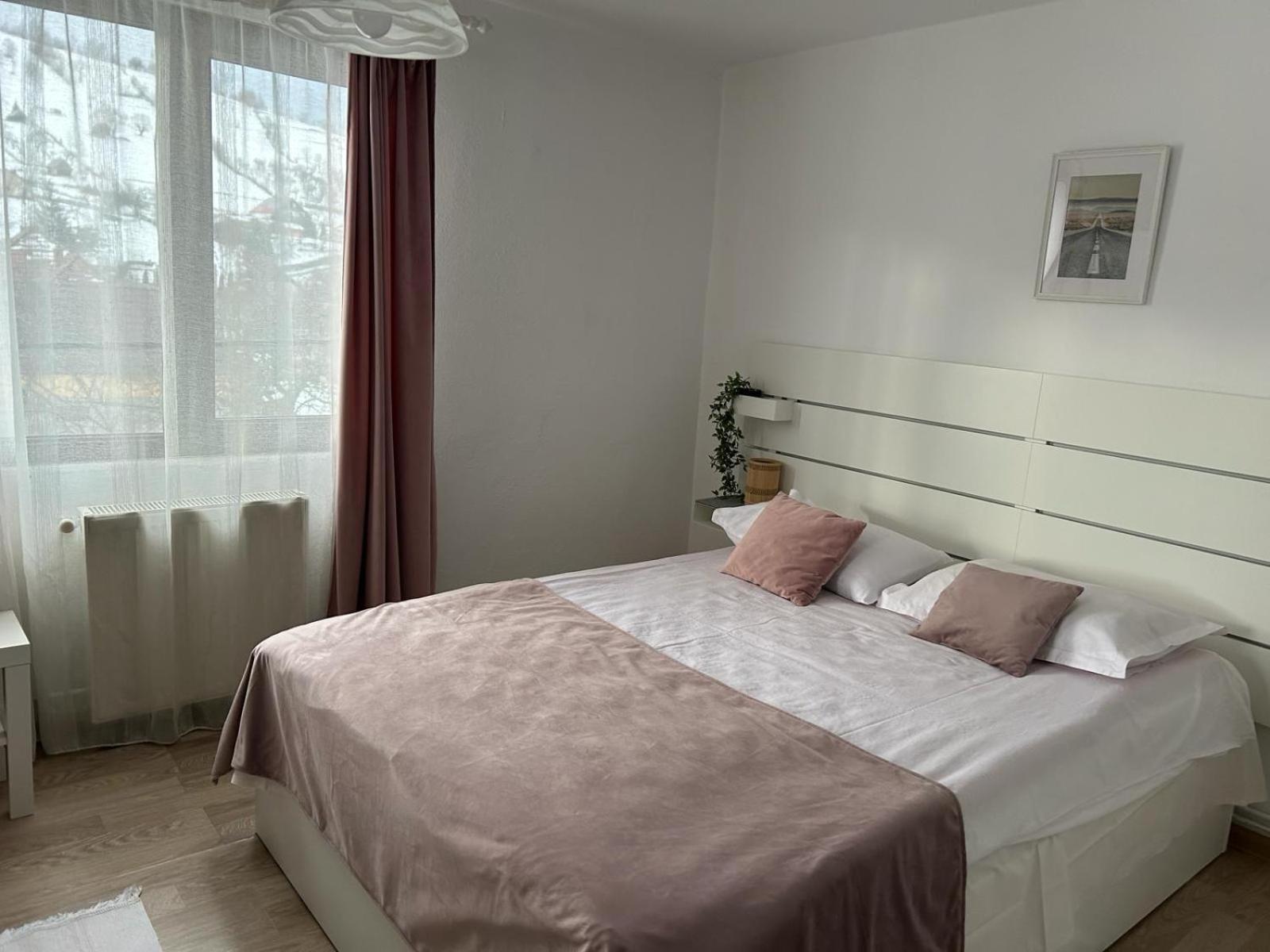 Vila Monica Bran  Eksteriør bilde