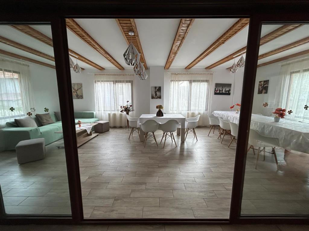 Vila Monica Bran  Eksteriør bilde
