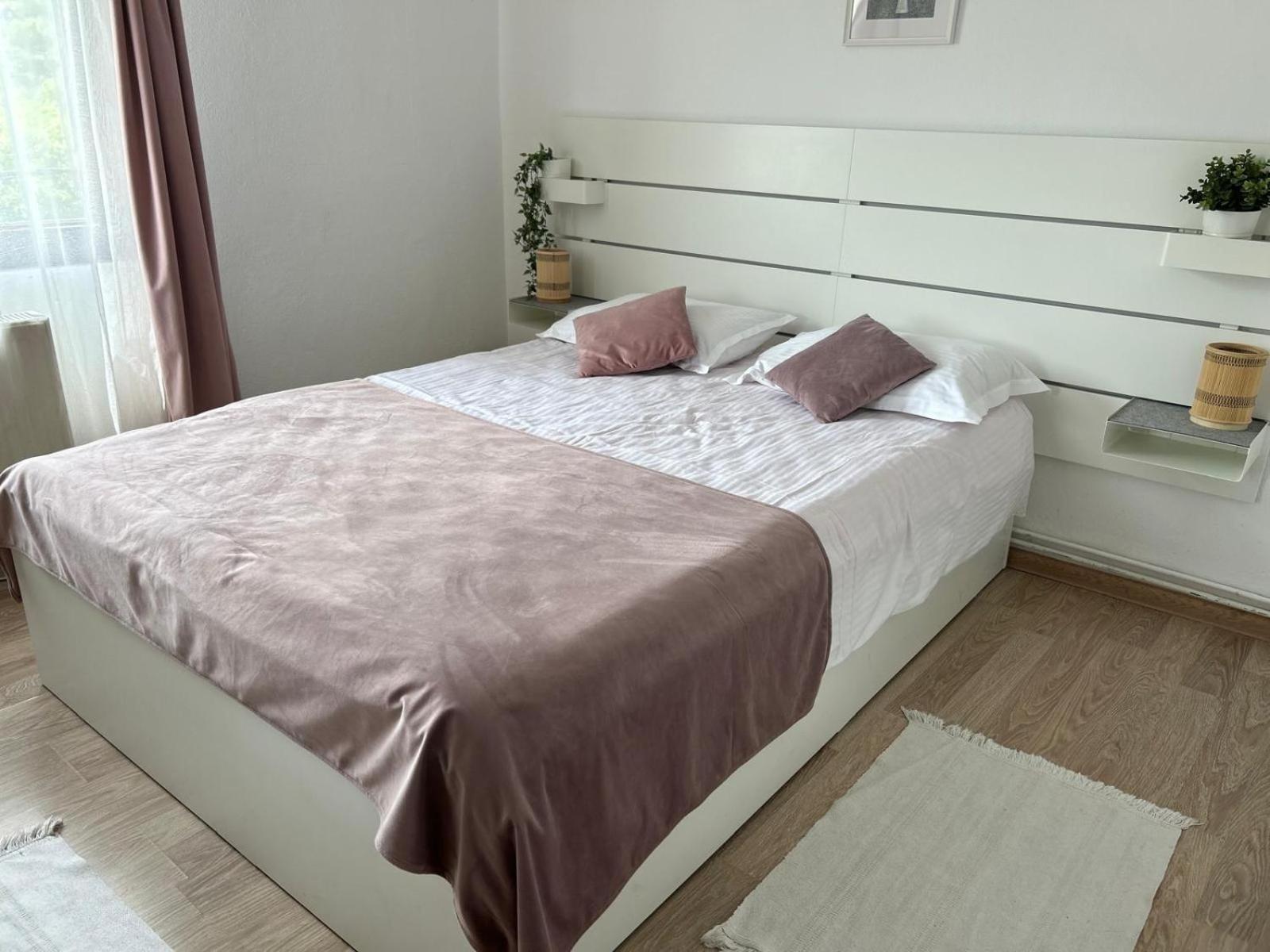 Vila Monica Bran  Eksteriør bilde